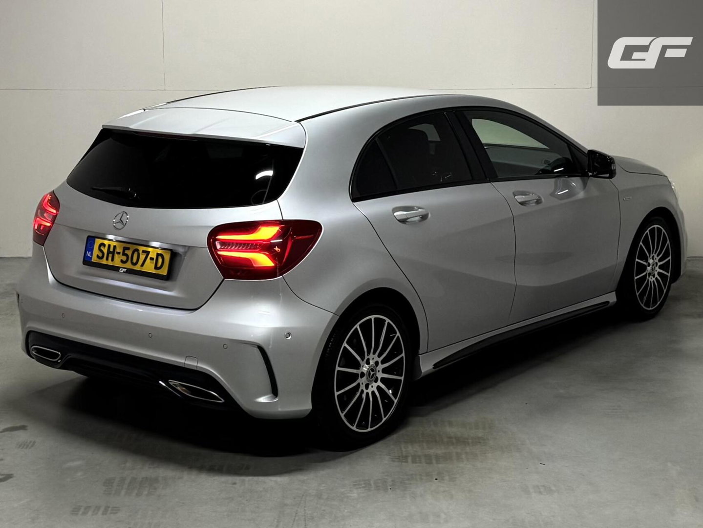 Mercedes-Benz A-Klasse Edition AMG Carplay Cruise Camera NAP