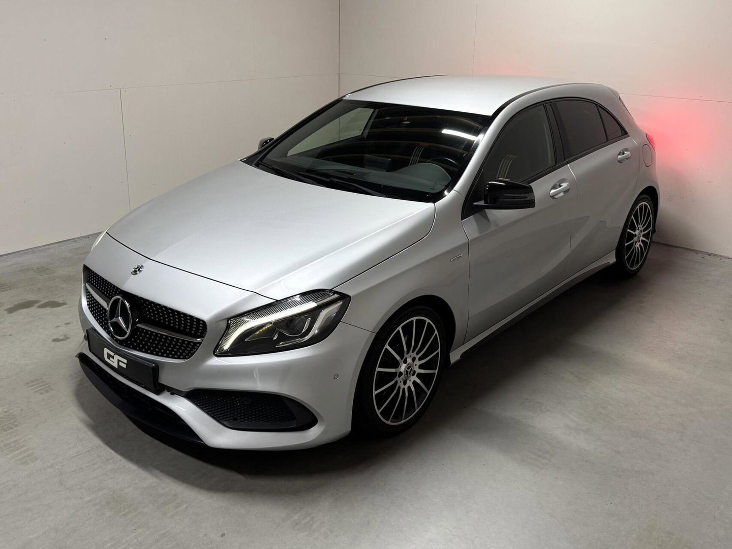 Mercedes-Benz A-Klasse Edition AMG Carplay Cruise Camera NAP