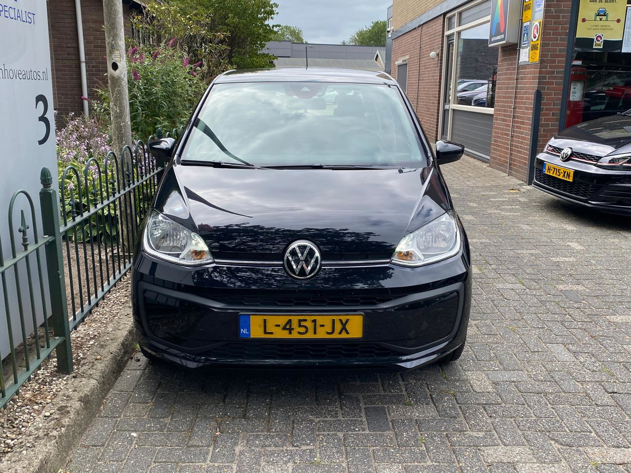 Volkswagen up!
