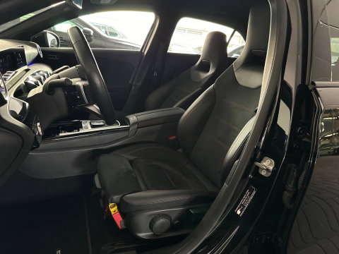 Mercedes-Benz A-Klasse 200 AMG Line Camera|Sfeer|Stoelverwarming