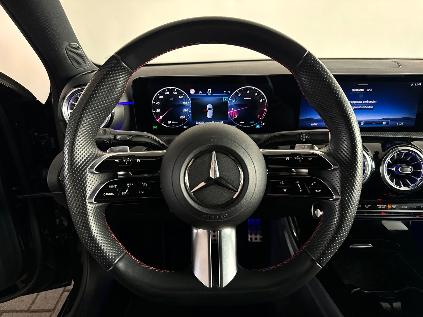 Mercedes-Benz A-Klasse 200 AMG Line Camera|Sfeer|Stoelverwarming