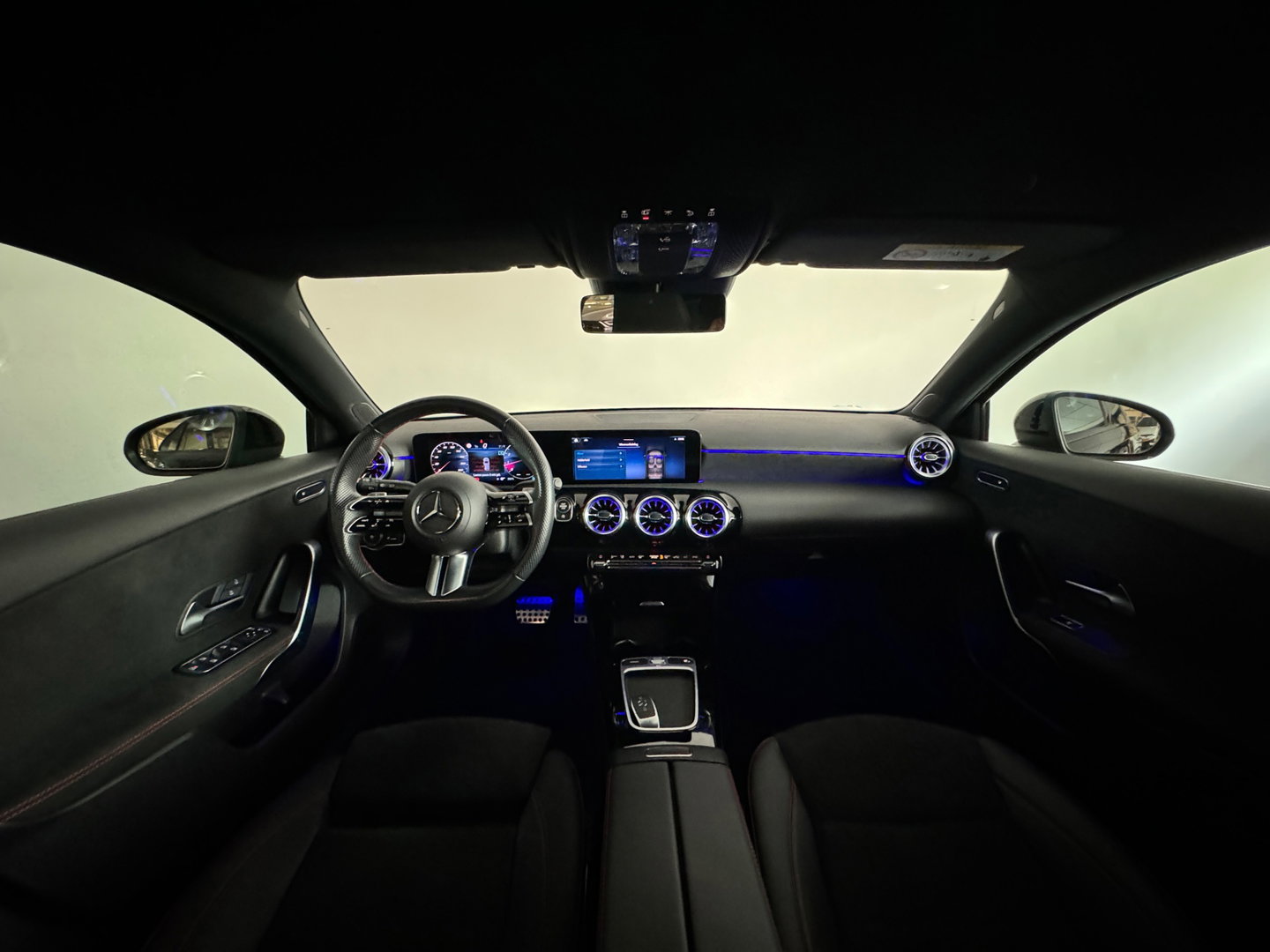 Mercedes-Benz A-Klasse 200 AMG Line Camera|Sfeer|Stoelverwarming