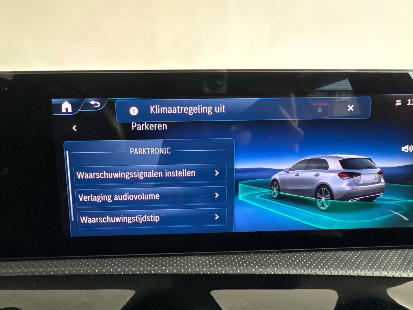 Mercedes-Benz A-Klasse 200 AMG Line Camera|Sfeer|Stoelverwarming