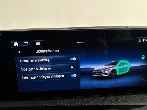 Mercedes-Benz A-Klasse 200 AMG Line Camera|Sfeer|Stoelverwarming