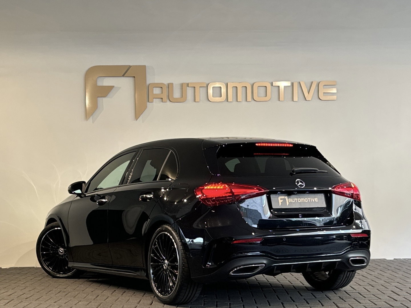 Mercedes-Benz A-Klasse 200 AMG Line Camera|Sfeer|Stoelverwarming