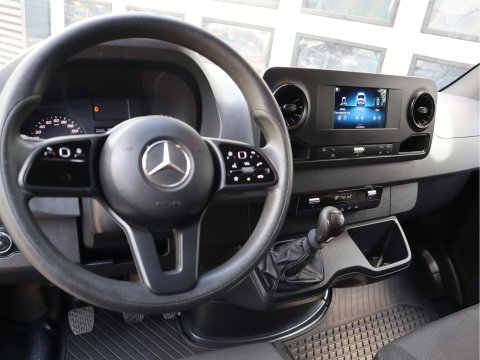 Mercedes-Benz Sprinter 315 CDI 150 pk L2H2 Mbux - Camera - Bankje