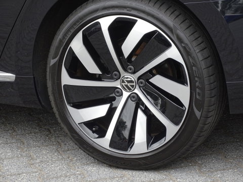 Volkswagen Arteon Shooting Brake 2.0 TSI 191PK DSG / R-Line / IQ-Light