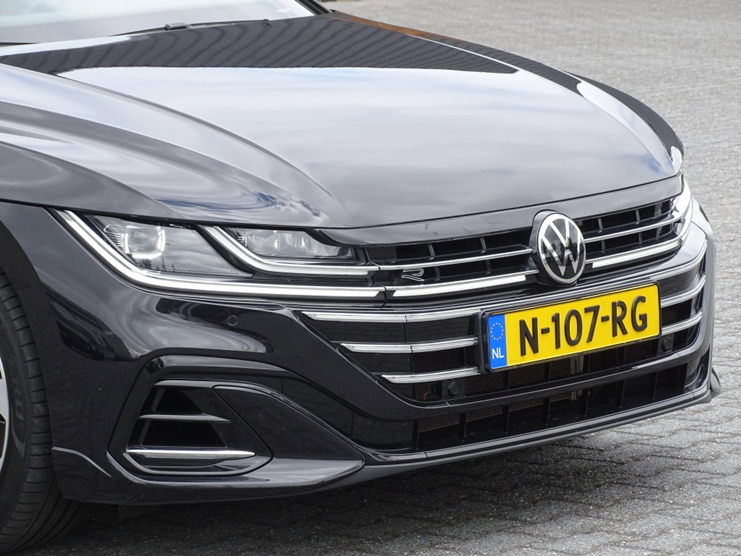 Volkswagen Arteon Shooting Brake 2.0 TSI 191PK DSG / R-Line / IQ-Light