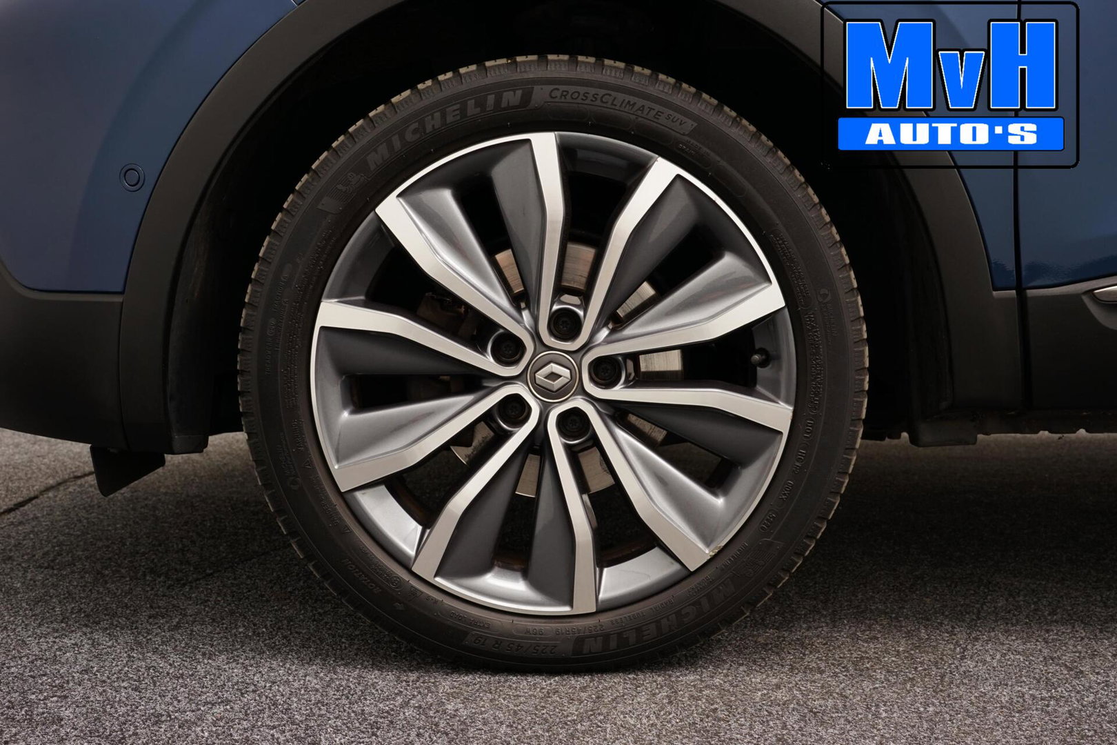 Renault Kadjar 1.2 TCe Bose|TREKH|LED|STOELVW|BOSE|CLIMA|NAV