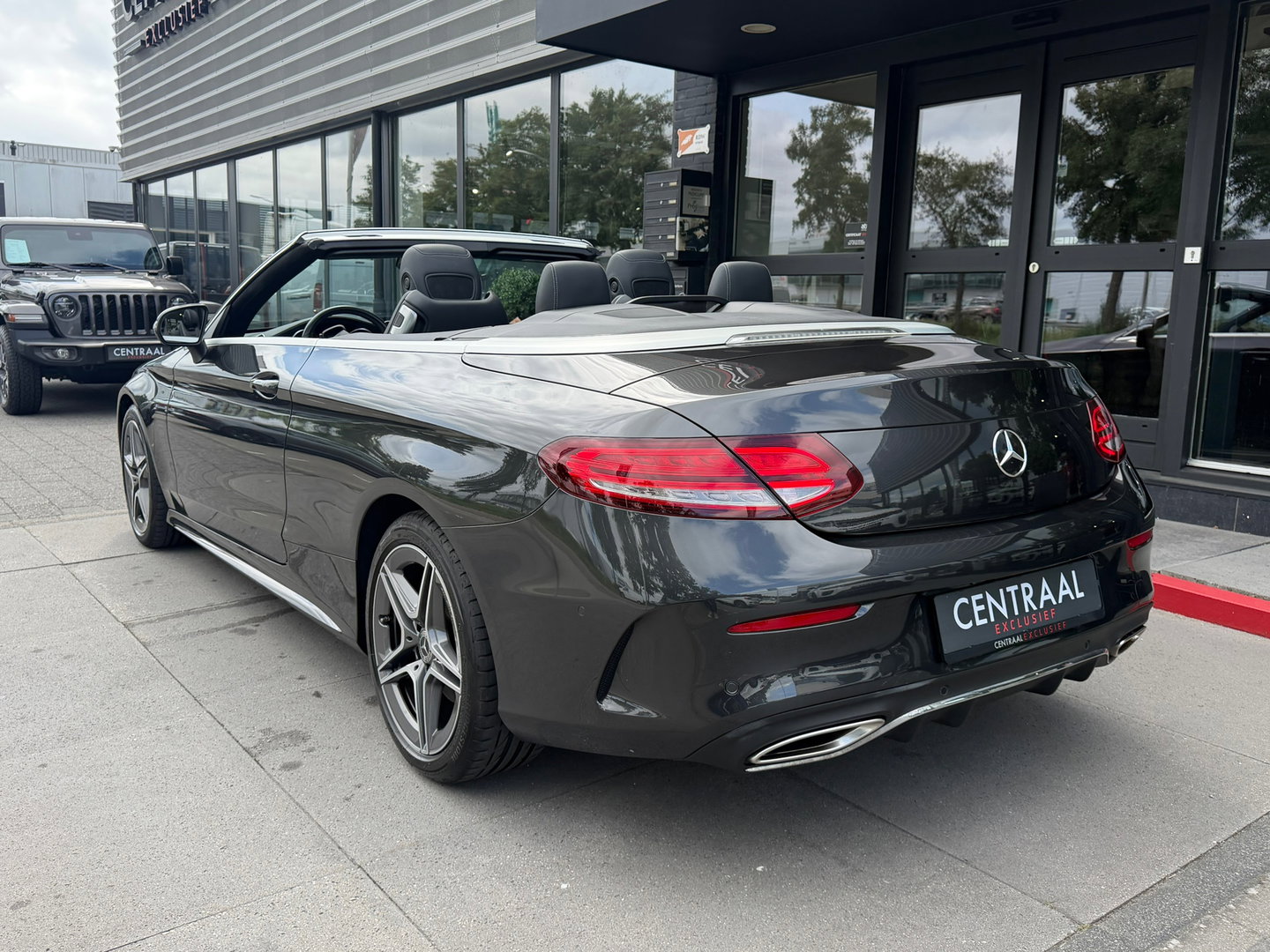 Mercedes-Benz C-Klasse Cabrio 180 AMG Advantage Pack Airscarf|Carplay|Camera|Ambientlight