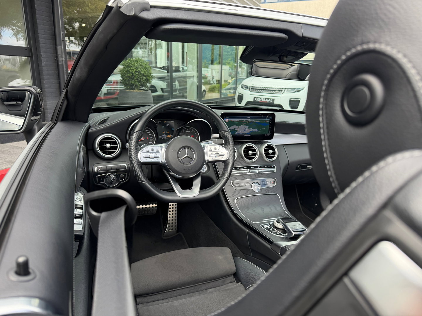 Mercedes-Benz C-Klasse Cabrio 180 AMG Advantage Pack Airscarf|Carplay|Camera|Ambientlight