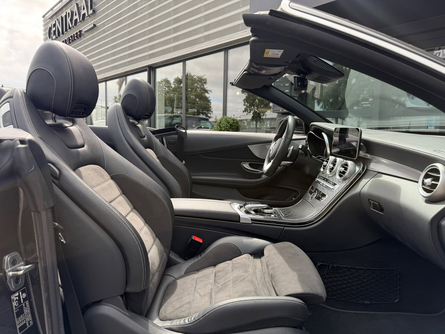 Mercedes-Benz C-Klasse Cabrio 180 AMG Advantage Pack Airscarf|Carplay|Camera|Ambientlight