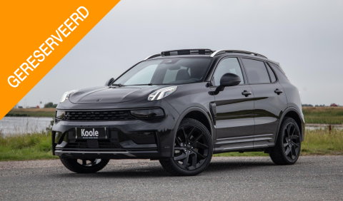 Lynk & Co 01 1.5 BLACK LINE / PANORAMA DAK / 360 CAMERA / CARPLAY / STOELVERWARMING