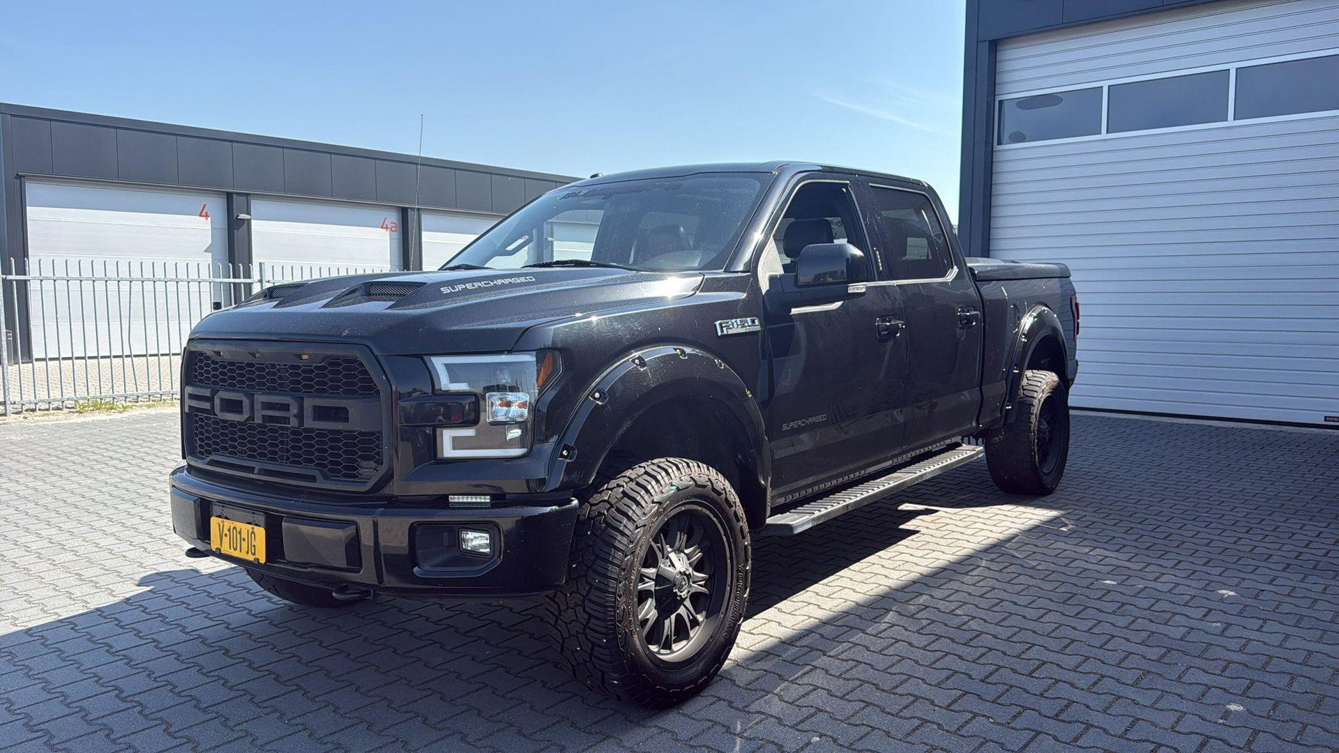 Ford F 150 USA 3.5 V6 Ecoboost SuperCrew XXL Blackops