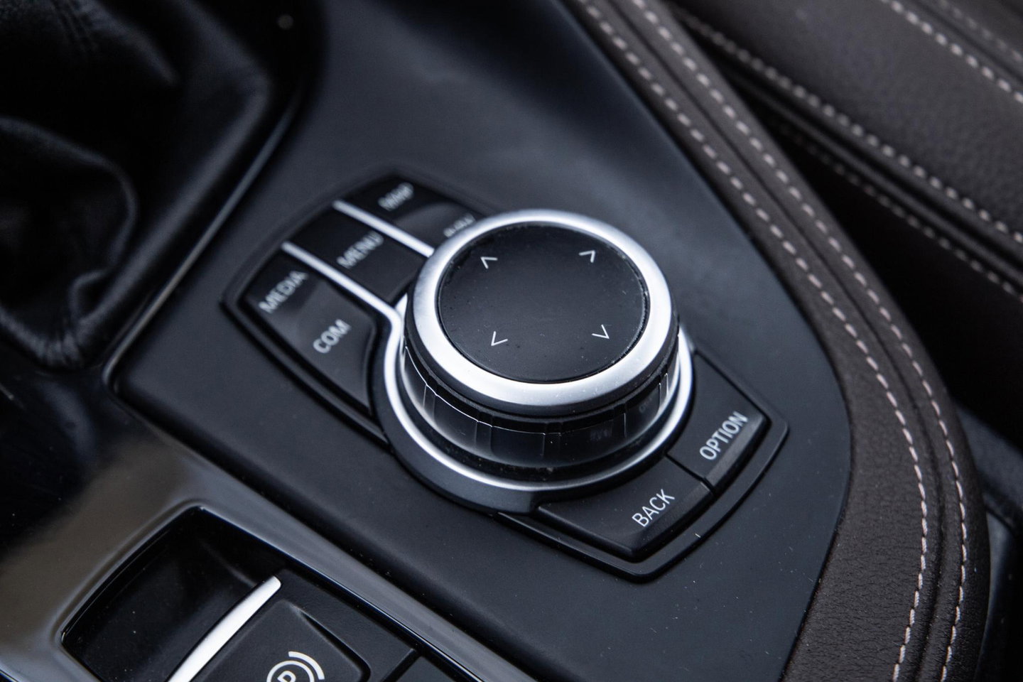 BMW X2 xDrive25e High Executive M PAKKET / CARPLAY / CRUISE CONTROLE / BRUIN LEER / STOELVERWARMING