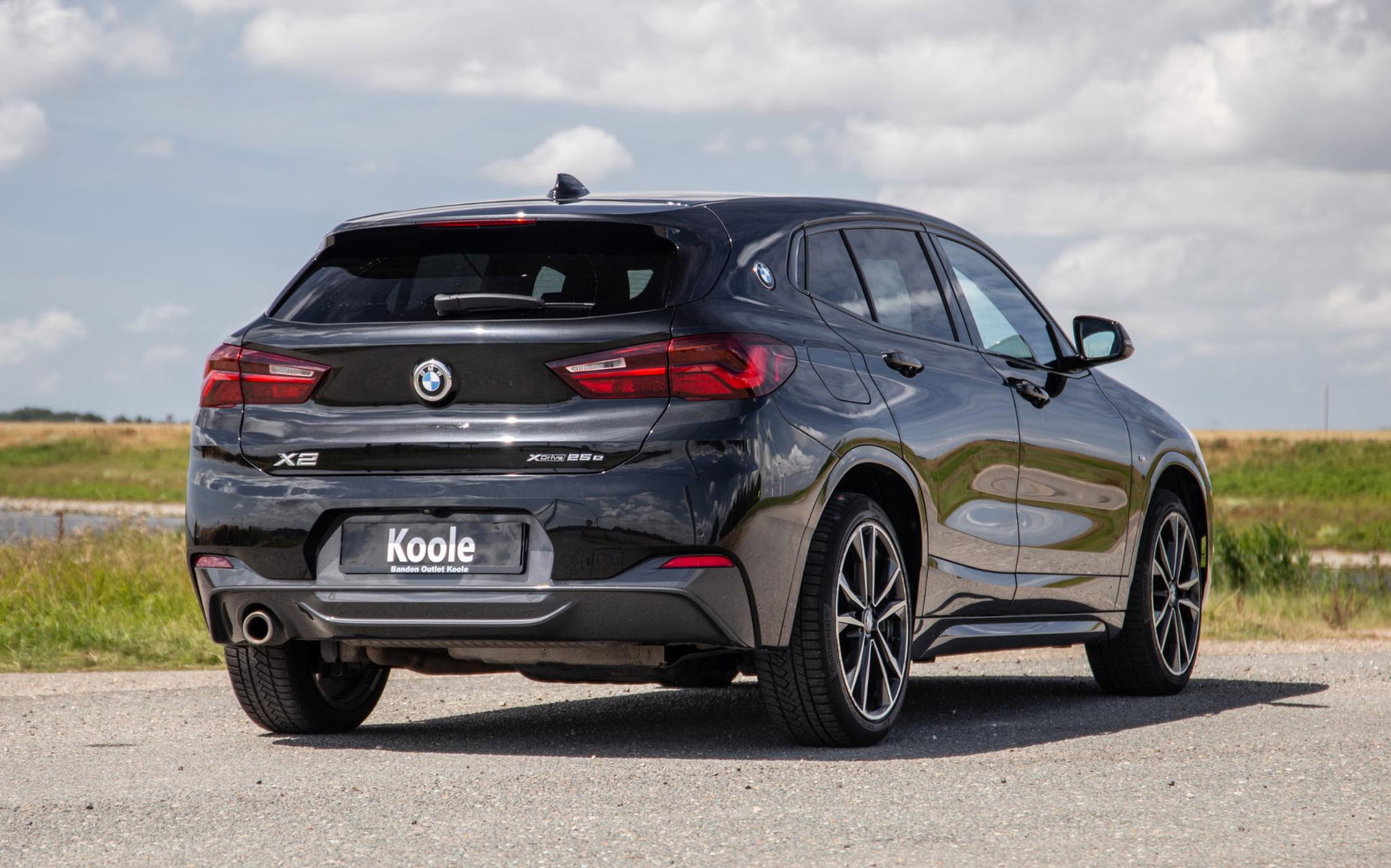 BMW X2 xDrive25e High Executive M PAKKET / CARPLAY / CRUISE CONTROLE / BRUIN LEER / STOELVERWARMING
