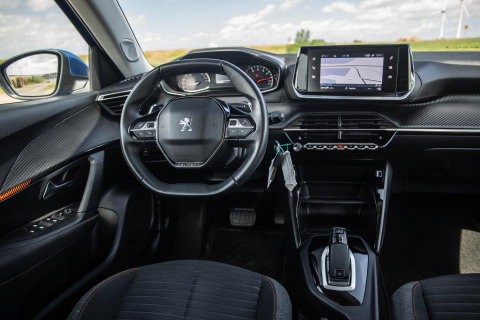 Peugeot 2008 1.2 PureTech Active AUTOMAAT / CRUISE CONTROLE / CARPLAY / DEALER ONDERHOUDEN