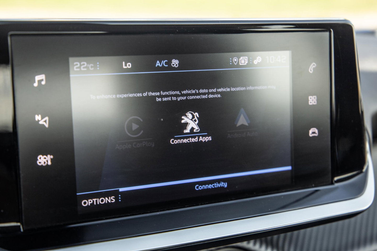 Peugeot 2008 1.2 PureTech Active AUTOMAAT / CRUISE CONTROLE / CARPLAY / DEALER ONDERHOUDEN