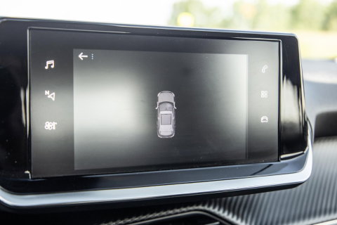 Peugeot 2008 1.2 PureTech Active AUTOMAAT / CRUISE CONTROLE / CARPLAY / DEALER ONDERHOUDEN