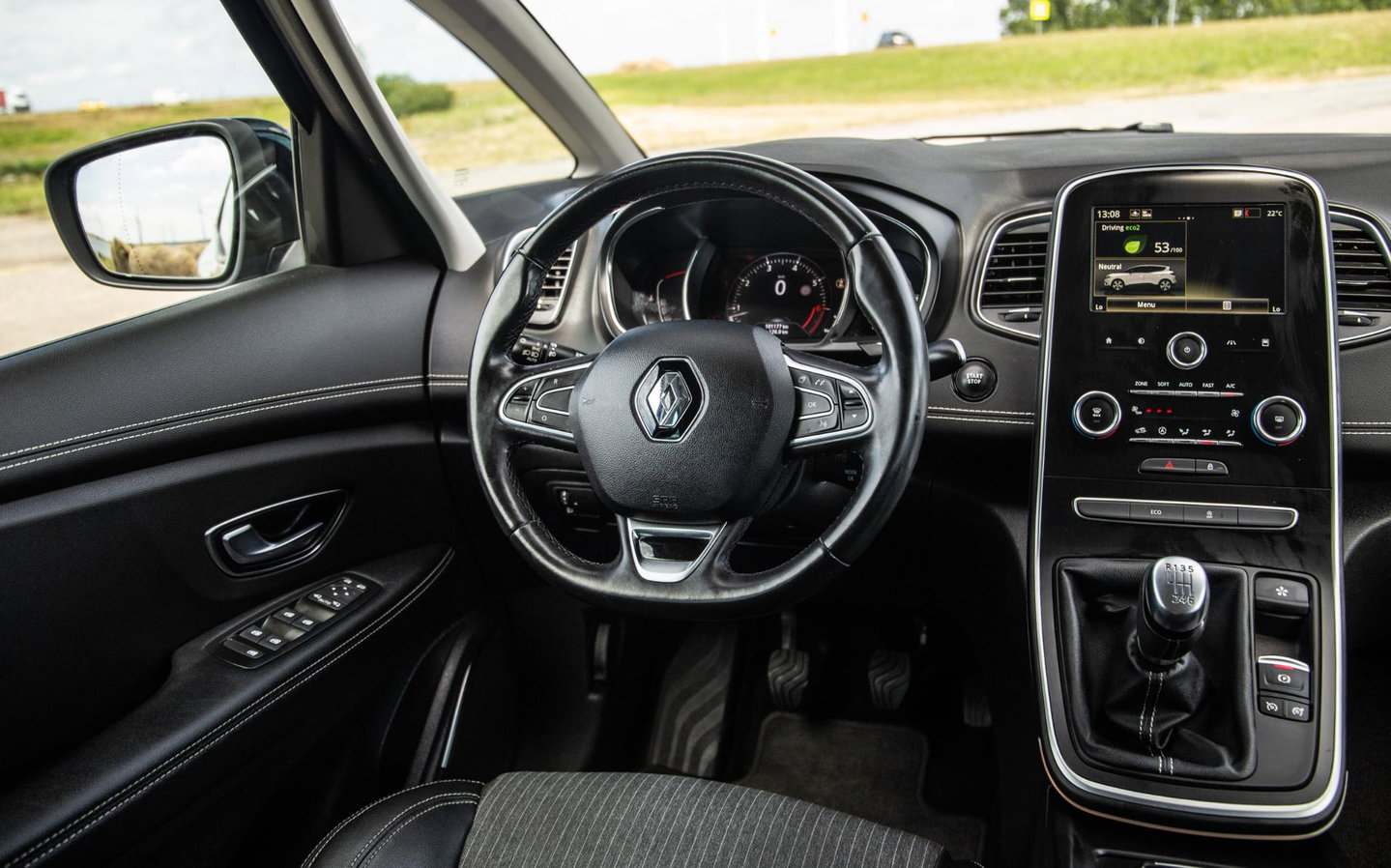 Renault Scénic 1.3 TCe Intens CARPLAY / CRUISE CONTROLE / LED / CLIMATE CONTROLE