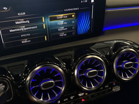 Mercedes-Benz CLA-Klasse Shooting Brake 250 225PK AMG / panorama / *NAP*