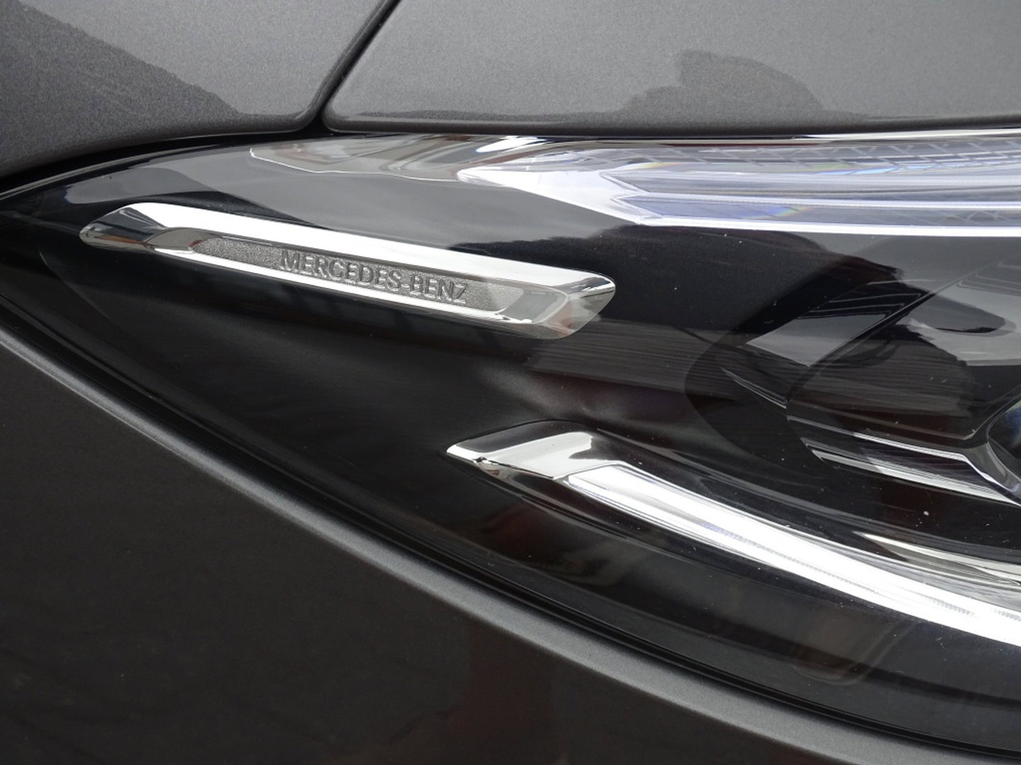 Mercedes-Benz CLA-Klasse Shooting Brake 250 225PK AMG / panorama / *NAP*