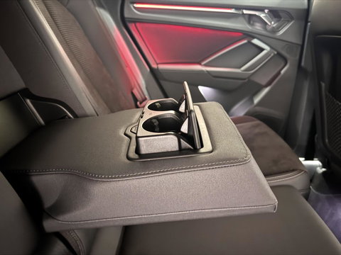 Audi Q3 45 TFSIe S-Line Black Edition Pano Sonos Virtual Camera Trekh.