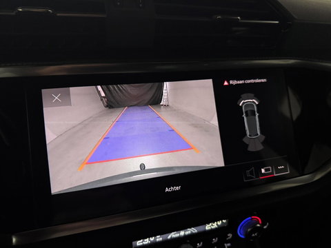Audi Q3 45 TFSIe S-Line Black Edition Pano Sonos Virtual Camera Trekh.