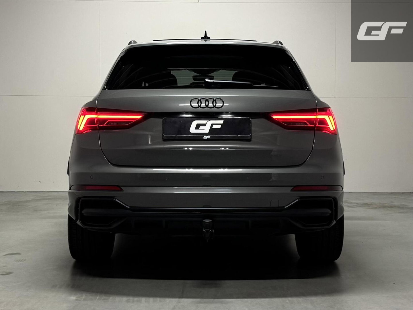 Audi Q3 45 TFSIe S-Line Black Edition Pano Sonos Virtual Camera Trekh.