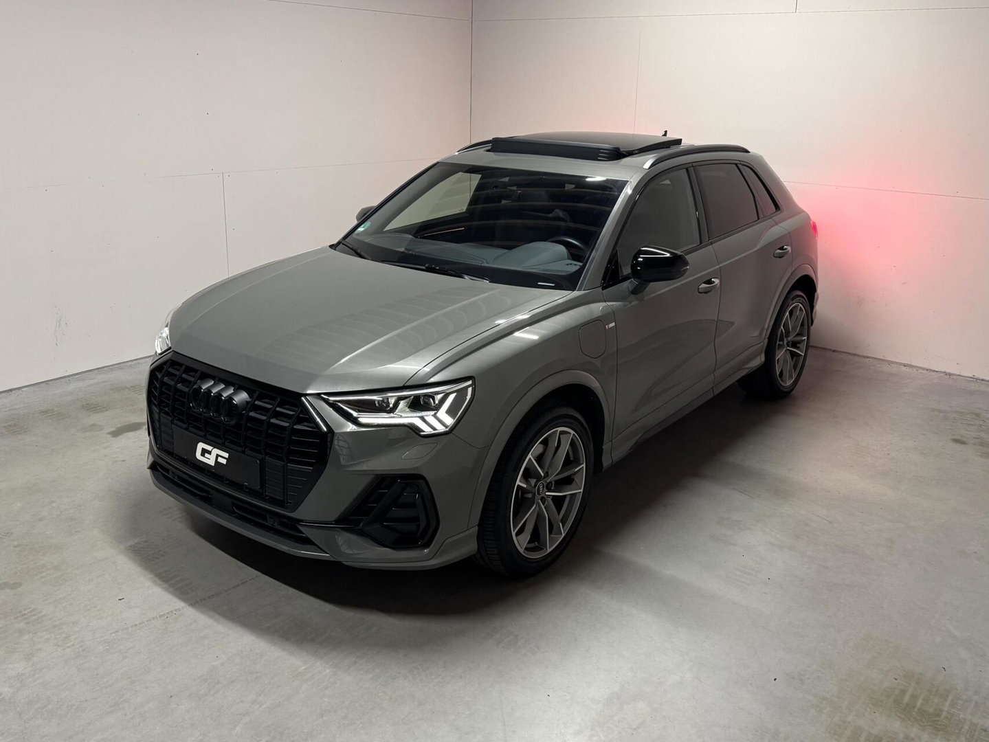 Audi Q3 45 TFSIe S-Line Black Edition Pano Sonos Virtual Camera Trekh.