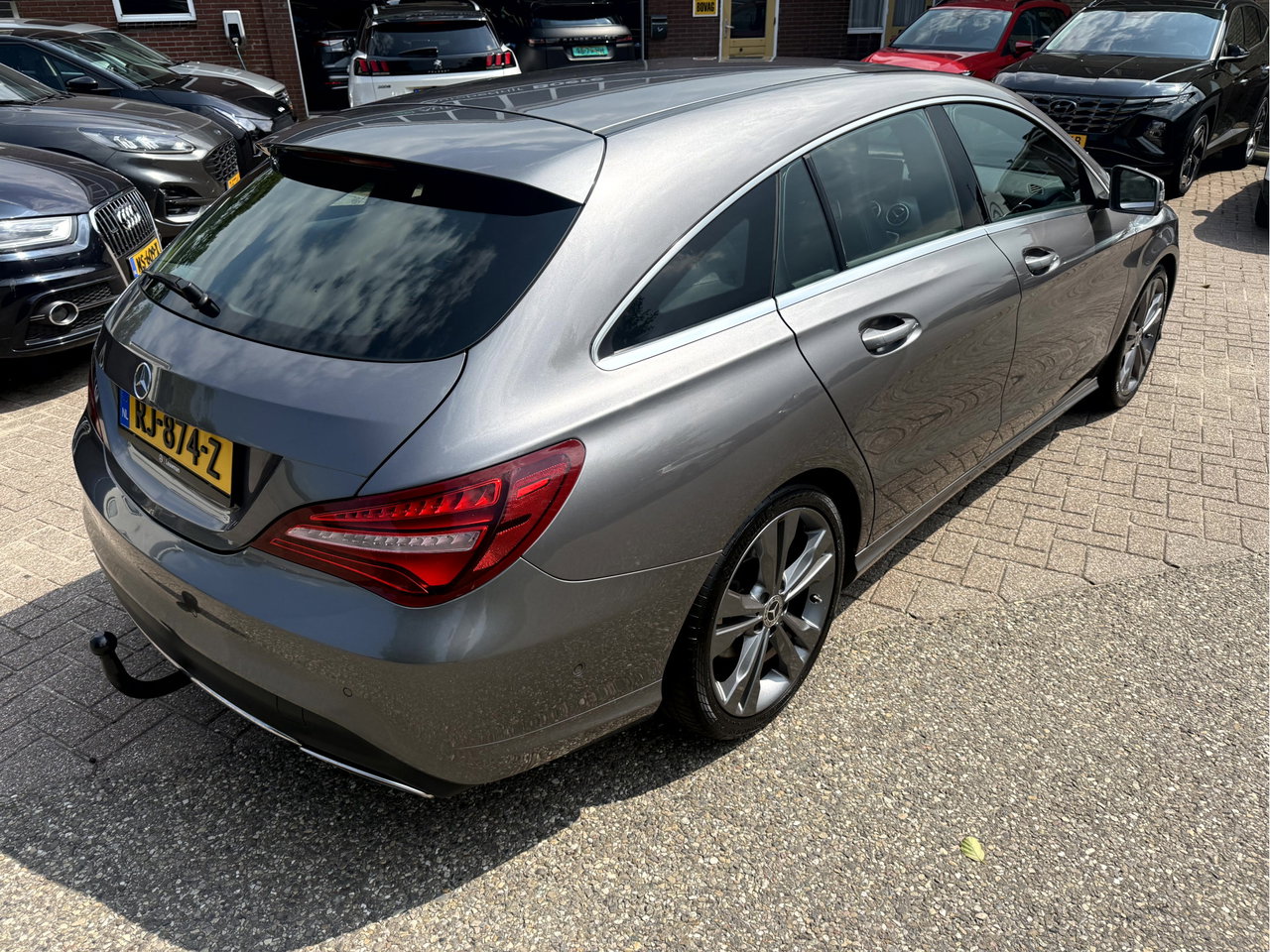 Mercedes-Benz CLA