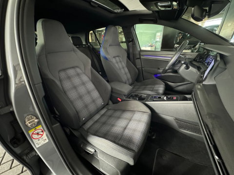 Volkswagen Golf 1.4 eHybrid GTE Pano|HuD|Acc|Camera|Sfeer|Lane Assist
