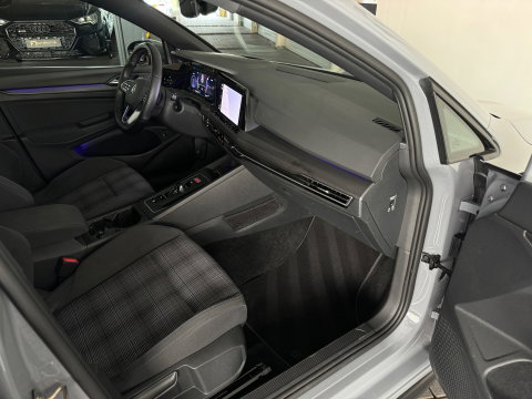 Volkswagen Golf 1.4 eHybrid GTE Pano|HuD|Acc|Camera|Sfeer|Lane Assist