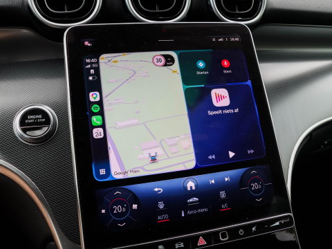 Mercedes-Benz GLC 300e 4MATIC Business Line Leder