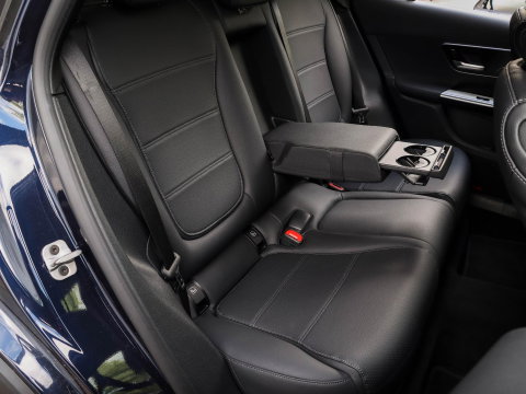 Mercedes-Benz GLC 300e 4MATIC Business Line Leder