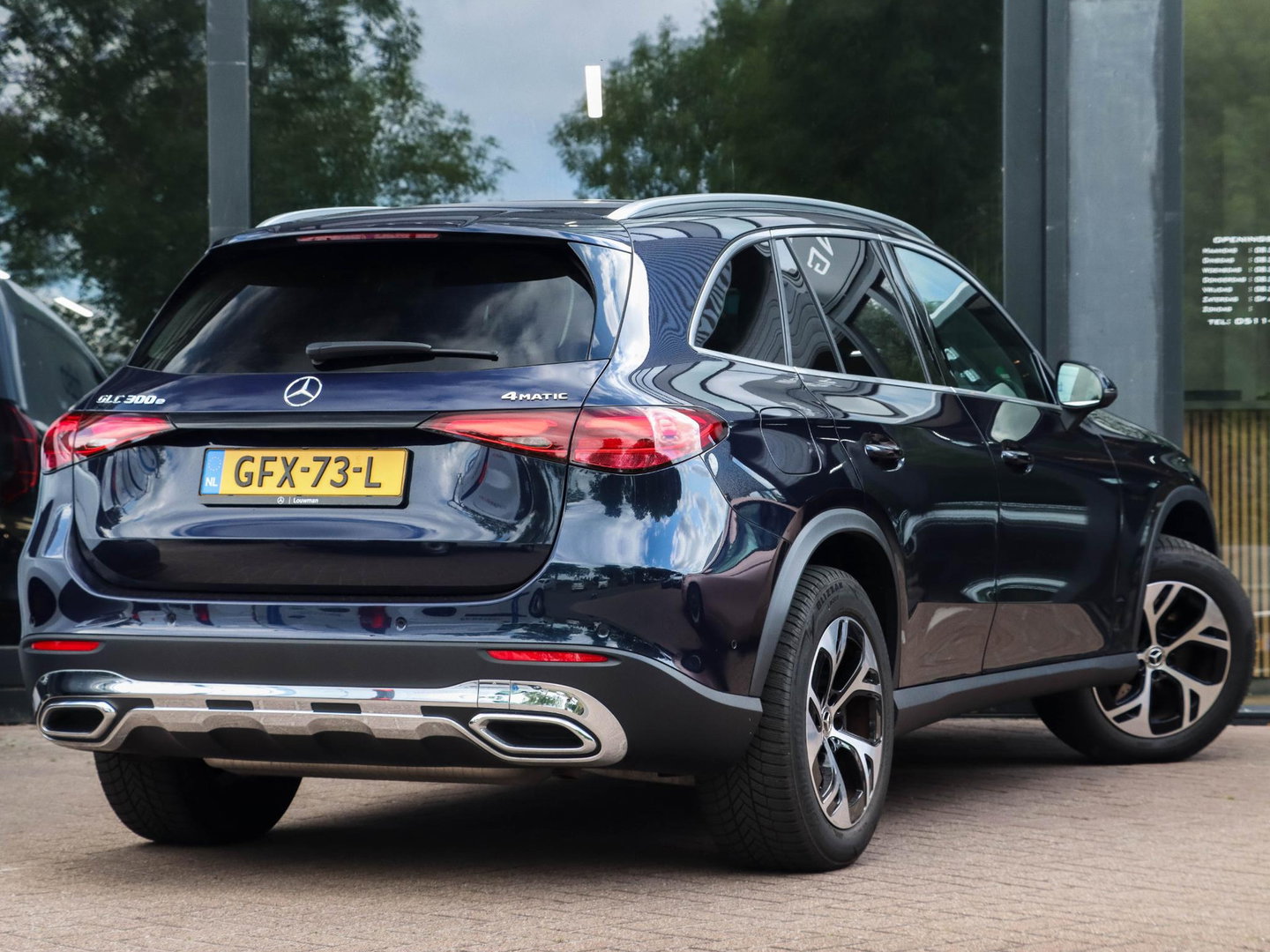 Mercedes-Benz GLC 300e 4MATIC Business Line Leder