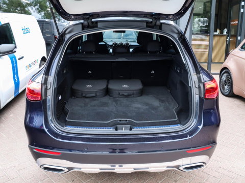 Mercedes-Benz GLC 300e 4MATIC Business Line Leder