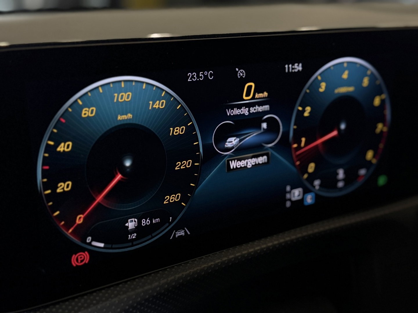 Mercedes-Benz CLA-Klasse Shooting Brake 250 225PK AMG / panorama / *NAP*