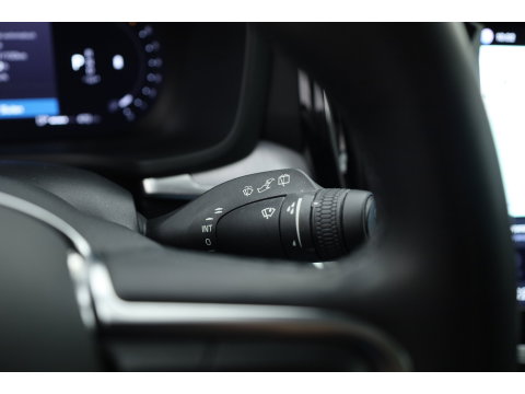 Volvo V60 2.0 B3 Core | Prijs rijklaar | Trekhaak | Camera | ACC | 4x Stoel + stuuverw. |