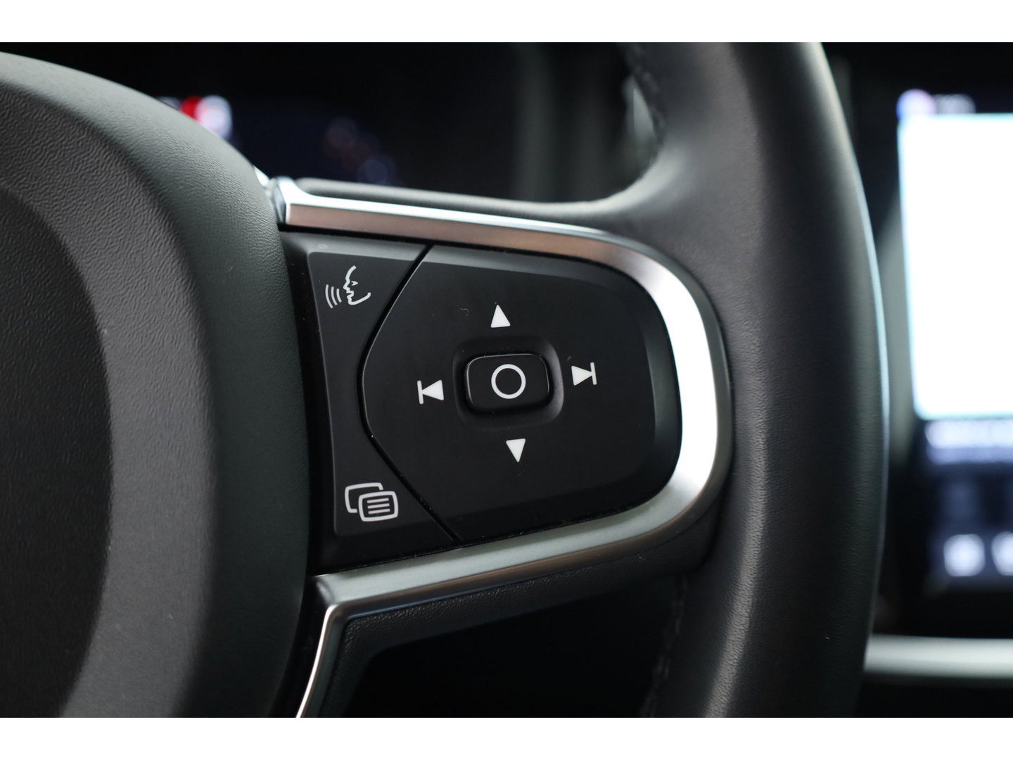 Volvo V60 2.0 B3 Core | Prijs rijklaar | Trekhaak | Camera | ACC | 4x Stoel + stuuverw. |