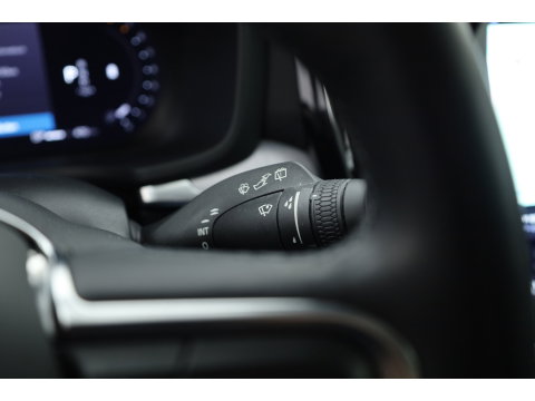 Volvo V60 2.0 B3 Core | Prijs rijklaar | Trekhaak | Camera | ACC | 4x Stoel + stuuverw. |