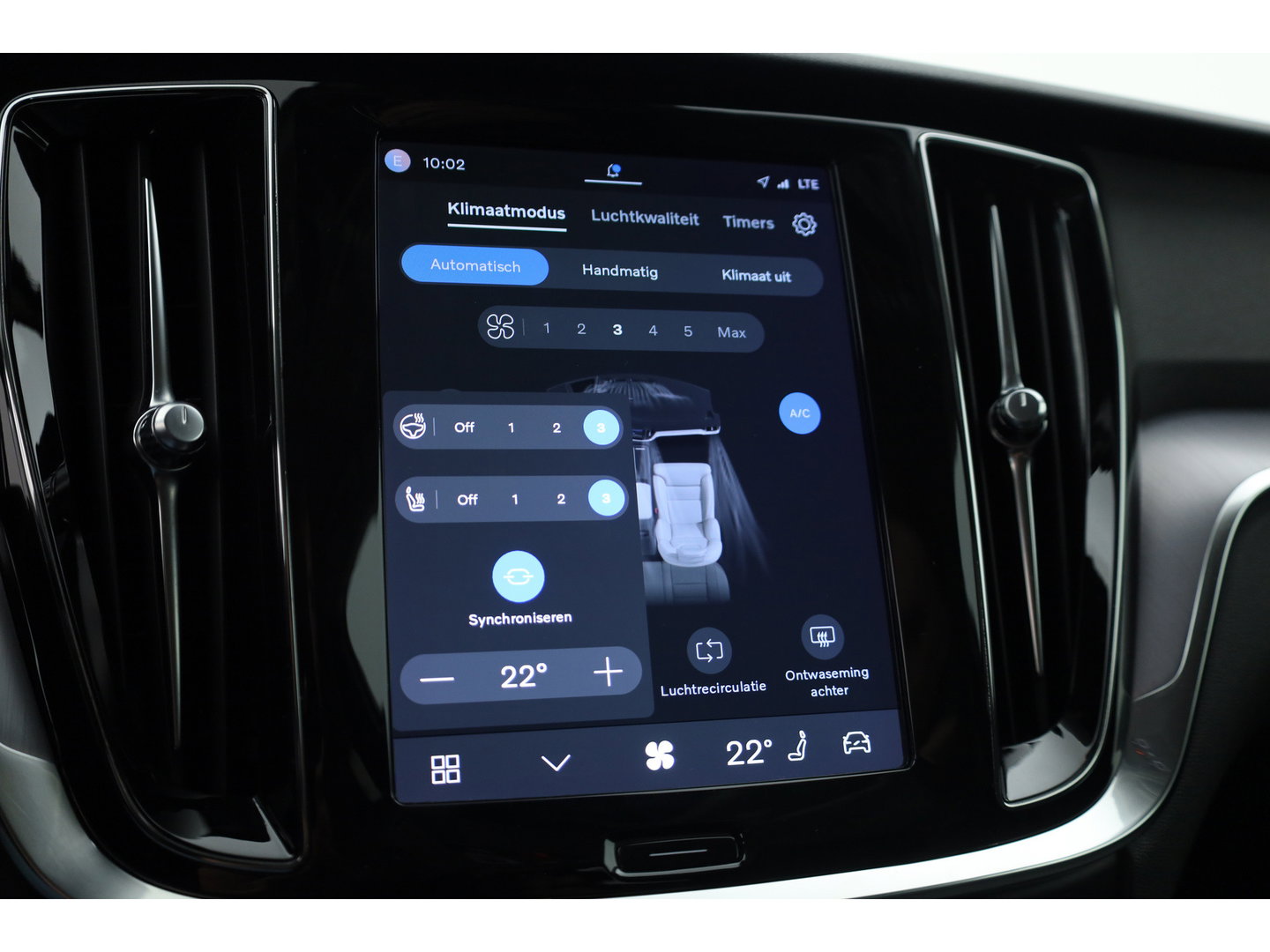 Volvo V60 2.0 B3 Core | Prijs rijklaar | Trekhaak | Camera | ACC | 4x Stoel + stuuverw. |