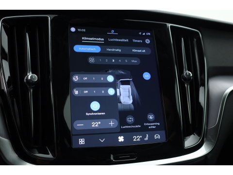 Volvo V60 2.0 B3 Core | Prijs rijklaar | Trekhaak | Camera | ACC | 4x Stoel + stuuverw. |