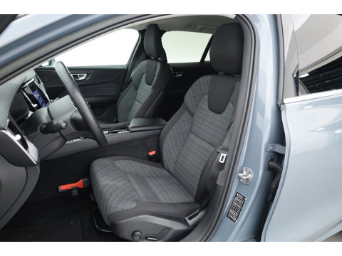 Volvo V60 2.0 B3 Core | Prijs rijklaar | Trekhaak | Camera | ACC | 4x Stoel + stuuverw. |
