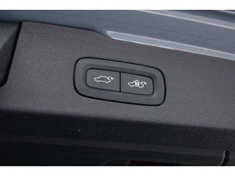 Volvo V60 2.0 B3 Core | Prijs rijklaar | Trekhaak | Camera | ACC | 4x Stoel + stuuverw. |