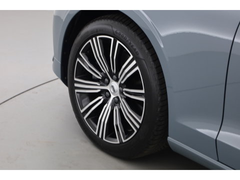 Volvo V60 2.0 B3 Core | Prijs rijklaar | Trekhaak | Camera | ACC | 4x Stoel + stuuverw. |