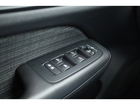 Volvo V60 2.0 B3 Core | Prijs rijklaar | Trekhaak | Camera | ACC | 4x Stoel + stuuverw. |