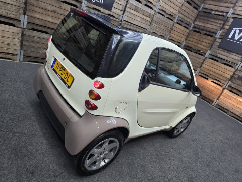 Smart Fortwo Coupé 0.7 pure LM Volledig onderhouden!