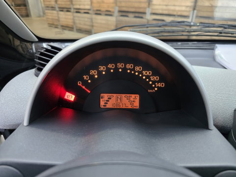 Smart Fortwo Coupé 0.7 pure LM Volledig onderhouden!