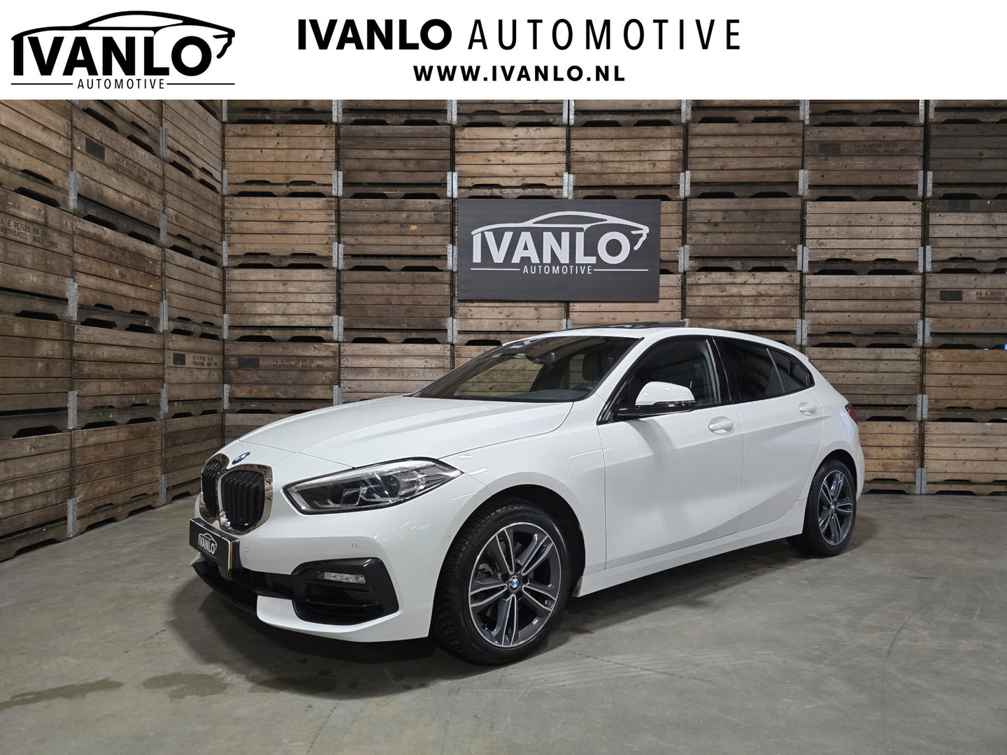 BMW 1-serie 118i High Executive Sport Line Pano LED VCP PDC Trekhaak LM